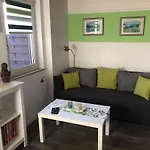 3 Mit Terrasse Und Gartenblick Nahe Stuttgart Messe, Andy Und Gabi アパート Neuhausen auf den Fildern