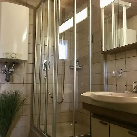 3 Mit Terrasse Und Gartenblick Nahe Stuttgart Messe, Andy Und Gabi Apartment Neuhausen auf den Fildern